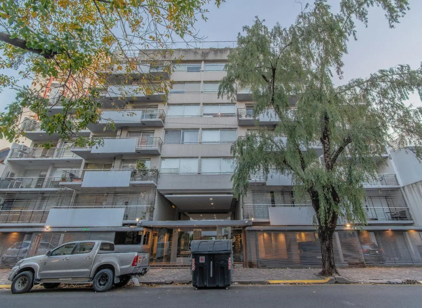 Departamento de 3 Ambientes con Cochera y Amenities, en Parque Chacabuco 5