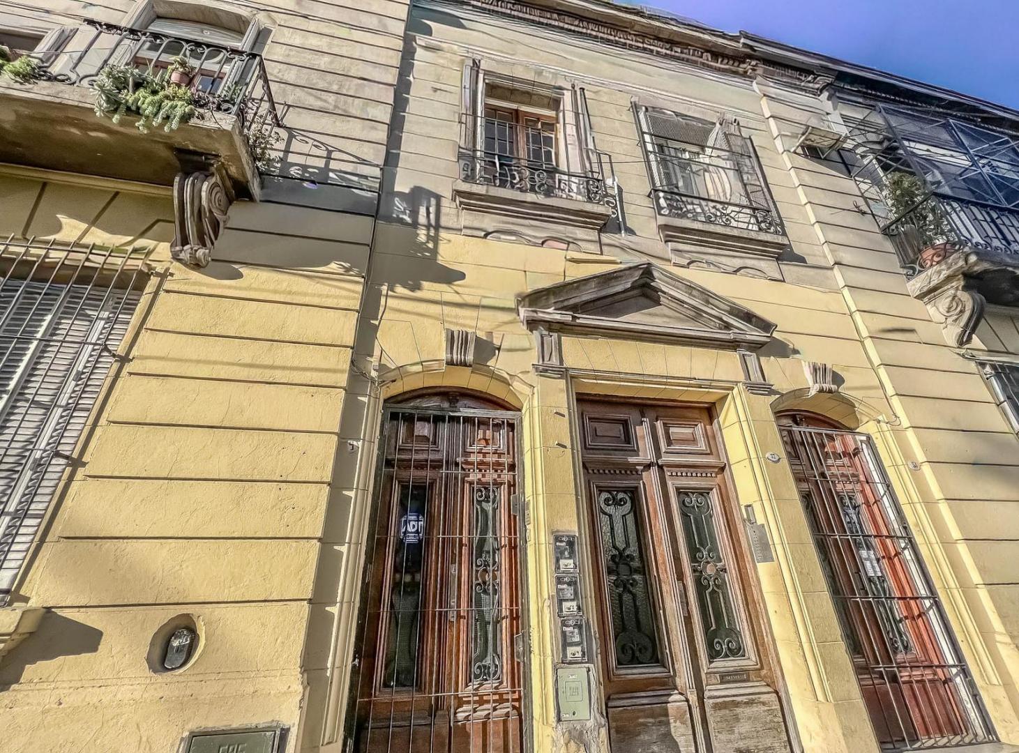 Departamento PH en Caballito 2 ambientes - a Metros de Av. Rivadavia