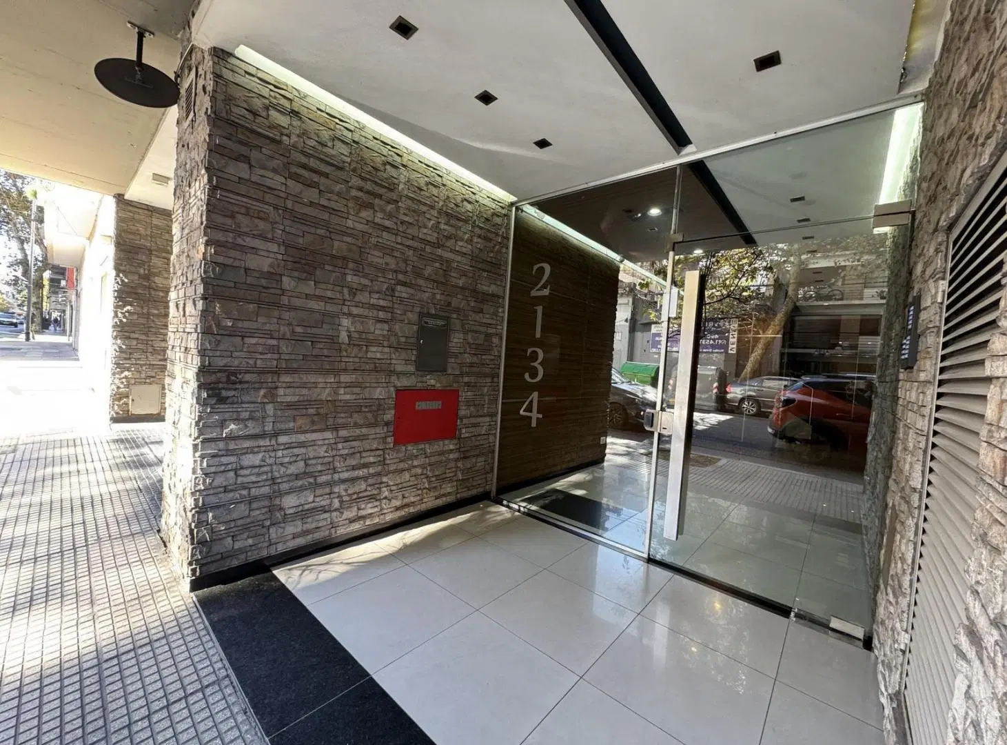 Departamento 3 Ambientes con Balcon en Flores 3