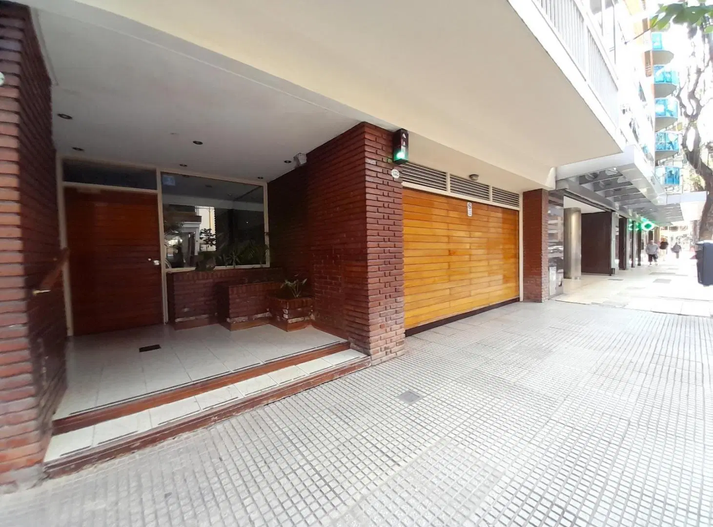 3 Ambientes sobre Av. Pedro Goyena con Balcón Terraza - Caballito 3