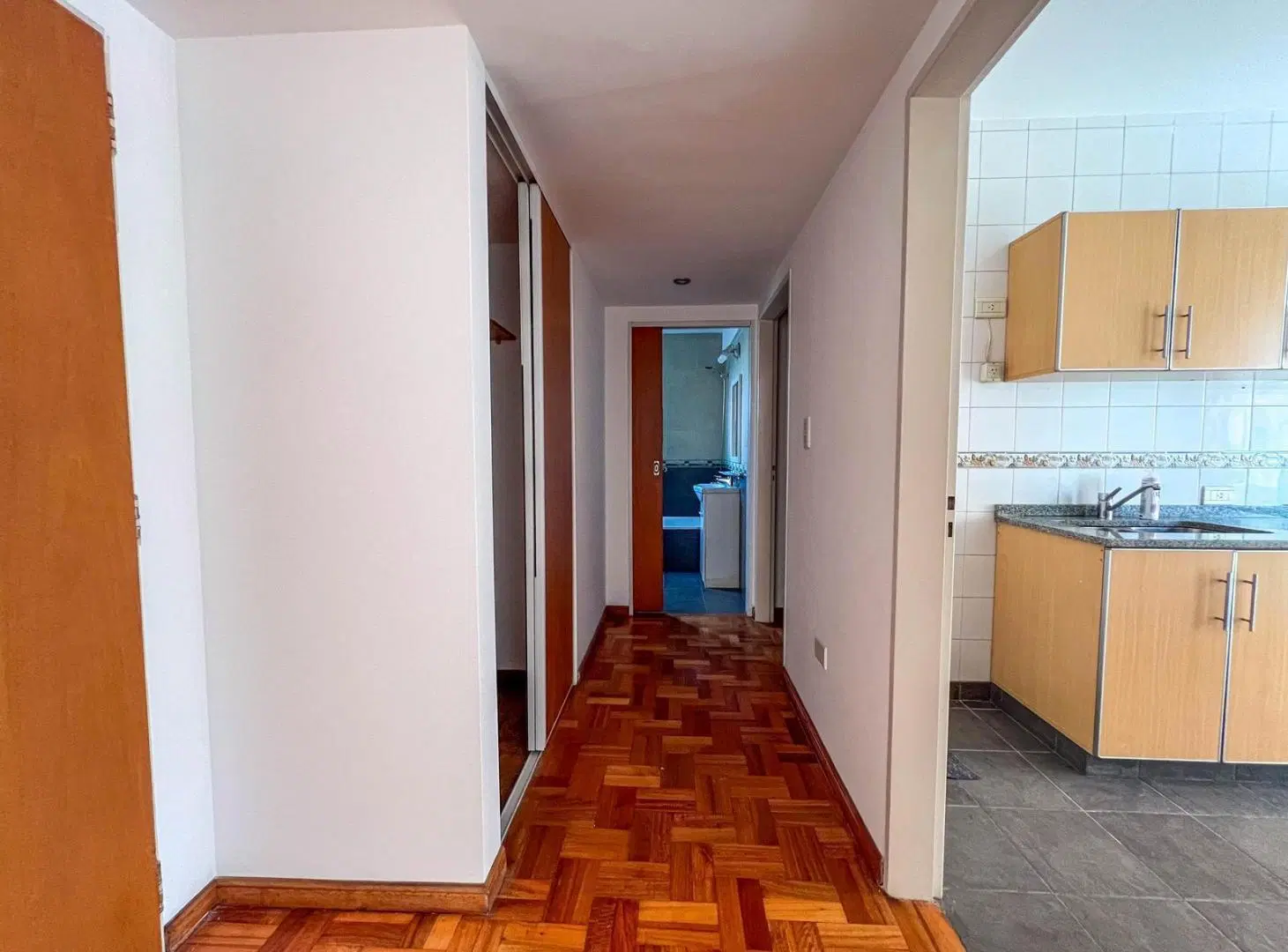 Departamento de 2 Ambientes con Cochera - Caballito 5
