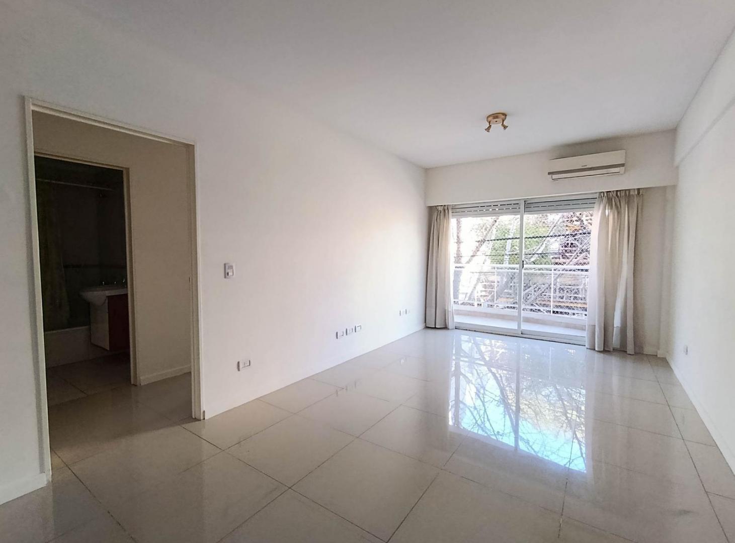Foto de Departamento de 2 ambientes con Cochera en Caballito, imagen 1