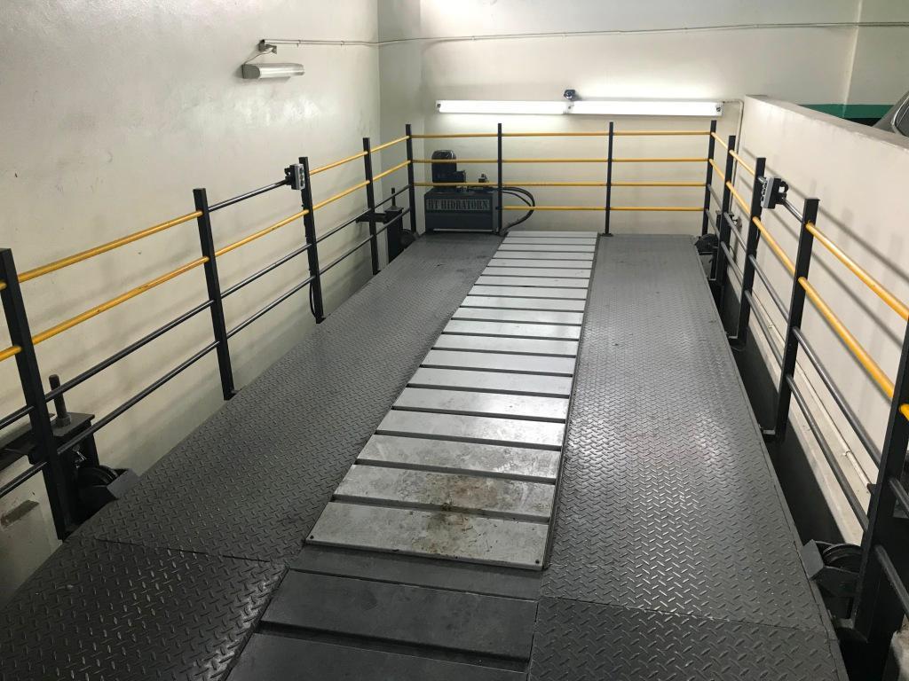 Galpon 950 m². Vende. Ciudadela. 2