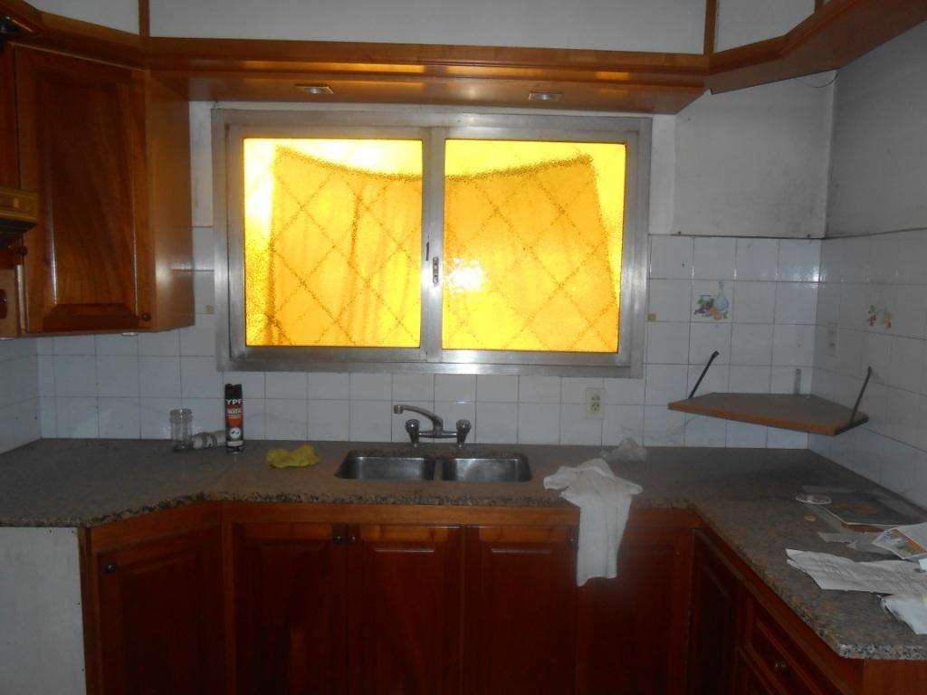 CASA 3 AMB. VENDE. SAN JUSTO CENTRO.