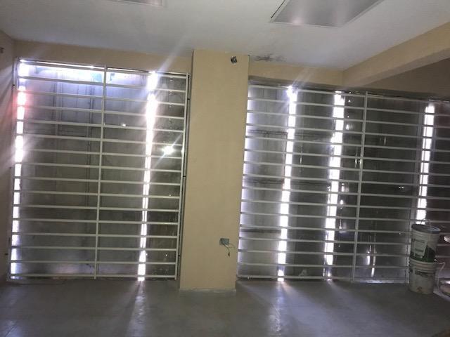 LOCAL 140 M2. VENDE. SAN JUSTO CENTRO.