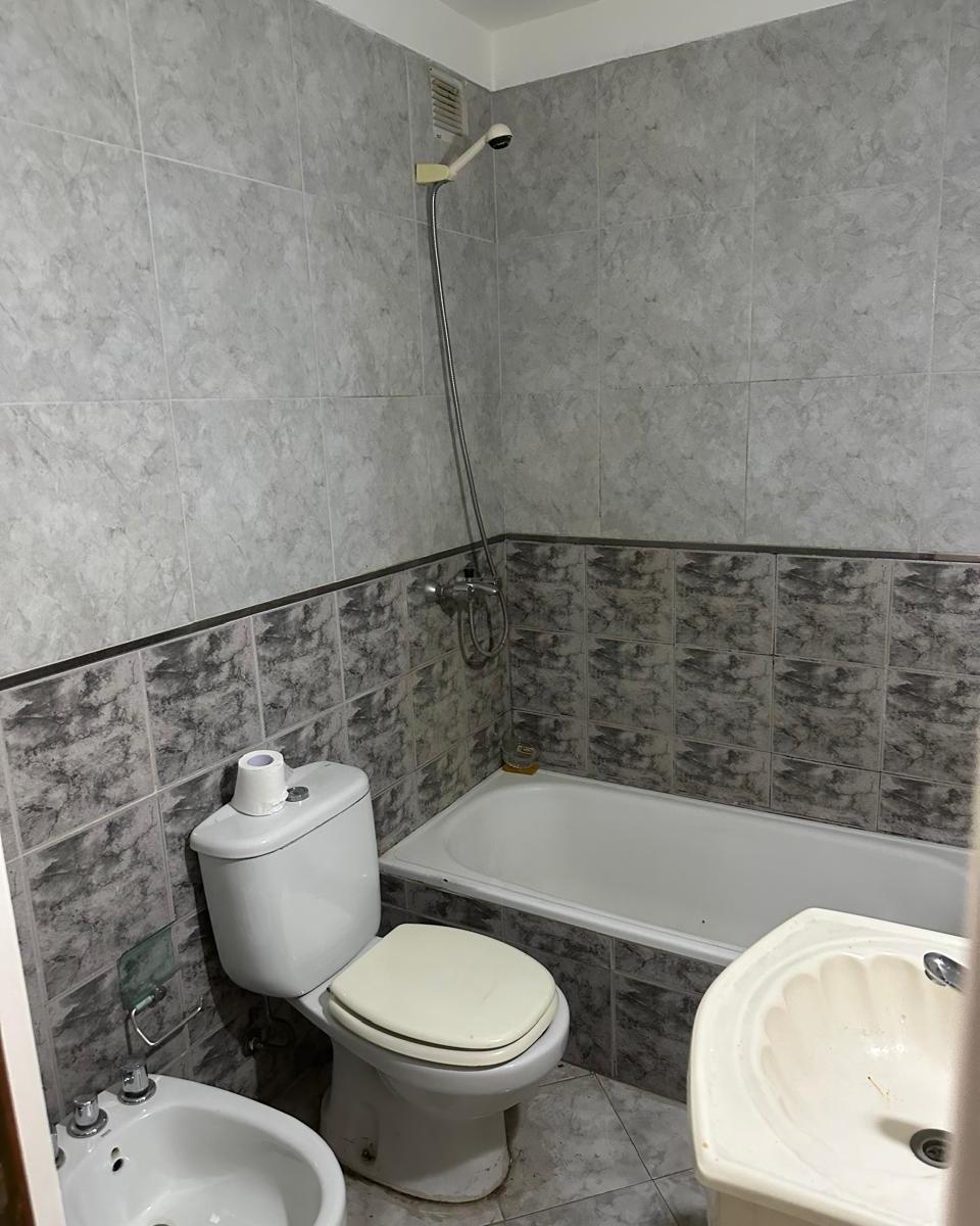 Departamento de 2 Ambientes en Venta en Ramos Mejía
