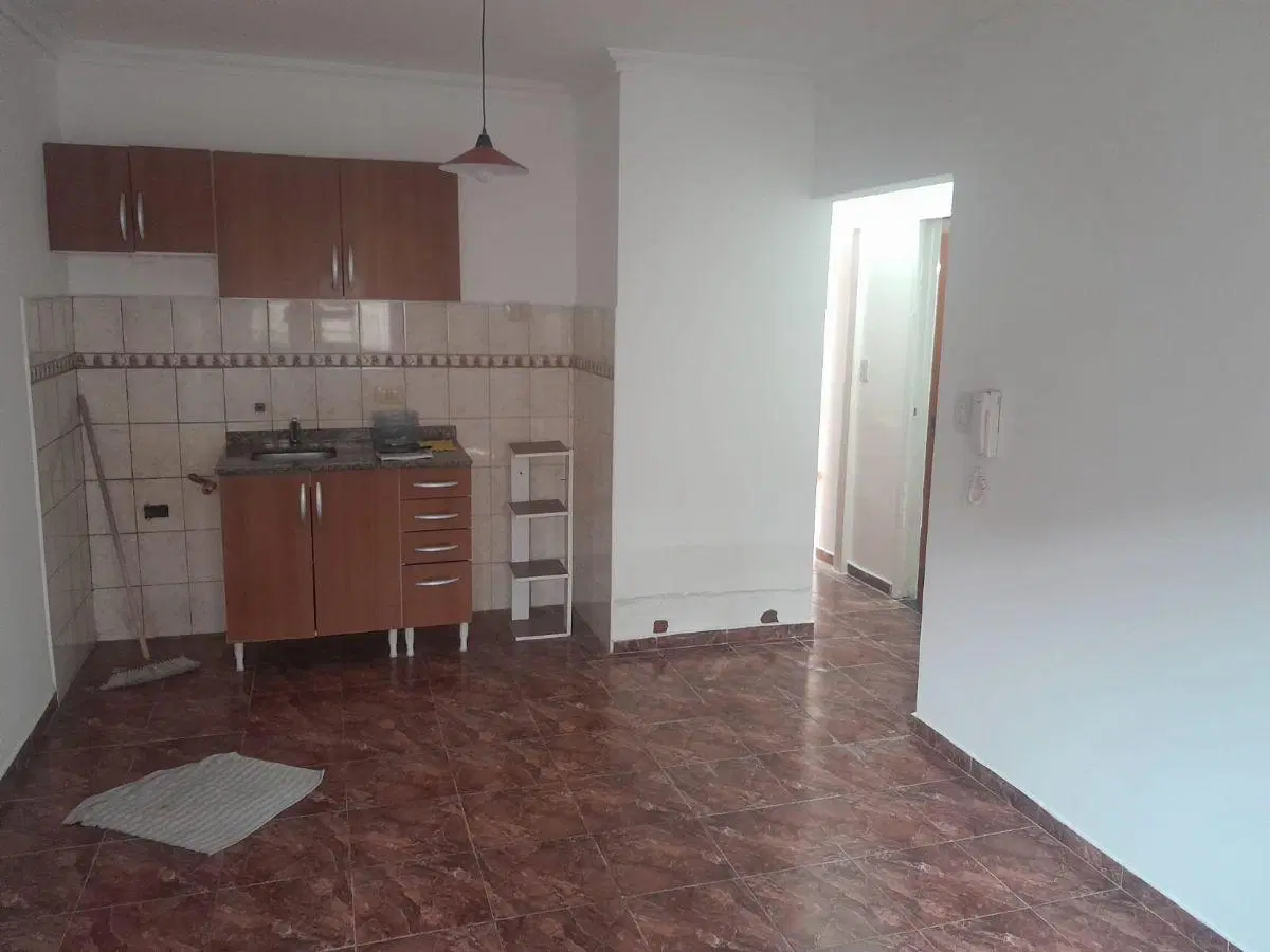 Departamento de 3 Ambientes en Alquiler en San Justo 5