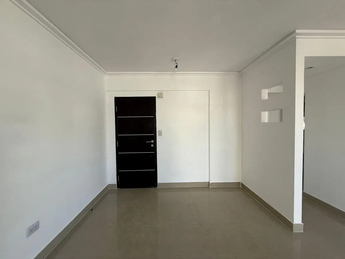 Oficina Comercial en Alquiler en San Justo 2