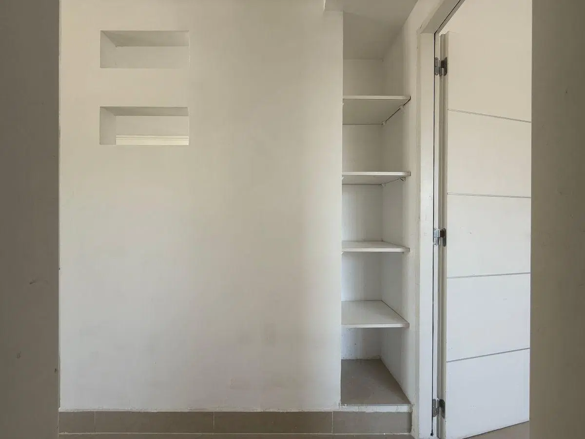 Oficina Comercial en Alquiler en San Justo 5