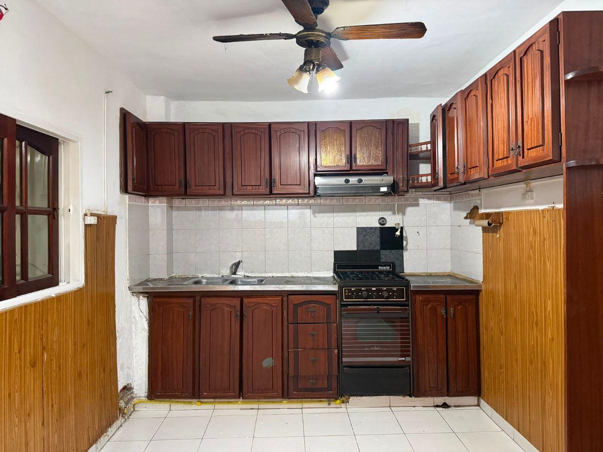 Foto de Casa De 3 Ambientes En Alquiler En La Tablada, imagen 4