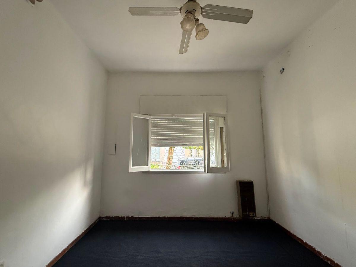 Foto de Casa De 3 Ambientes En Alquiler En La Tablada, imagen 5