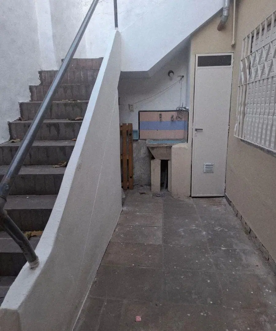 Casa De 3 Ambientes En Alquiler En Villa Luzuriaga 2