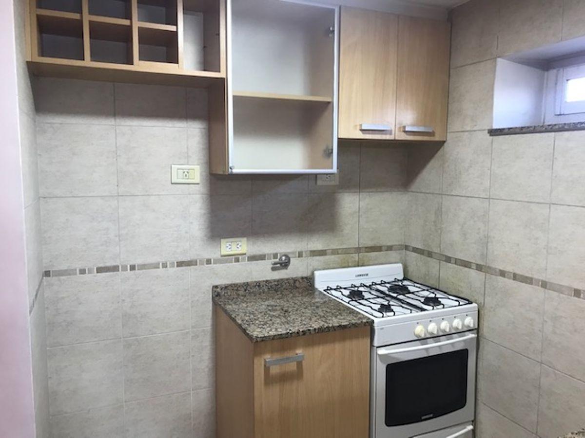 Foto de Semipiso en Alquiler en Flores, CABA, imagen 3