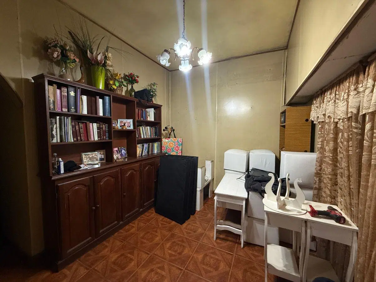 Casa de 6 Ambientes en Venta en La Tablada 3