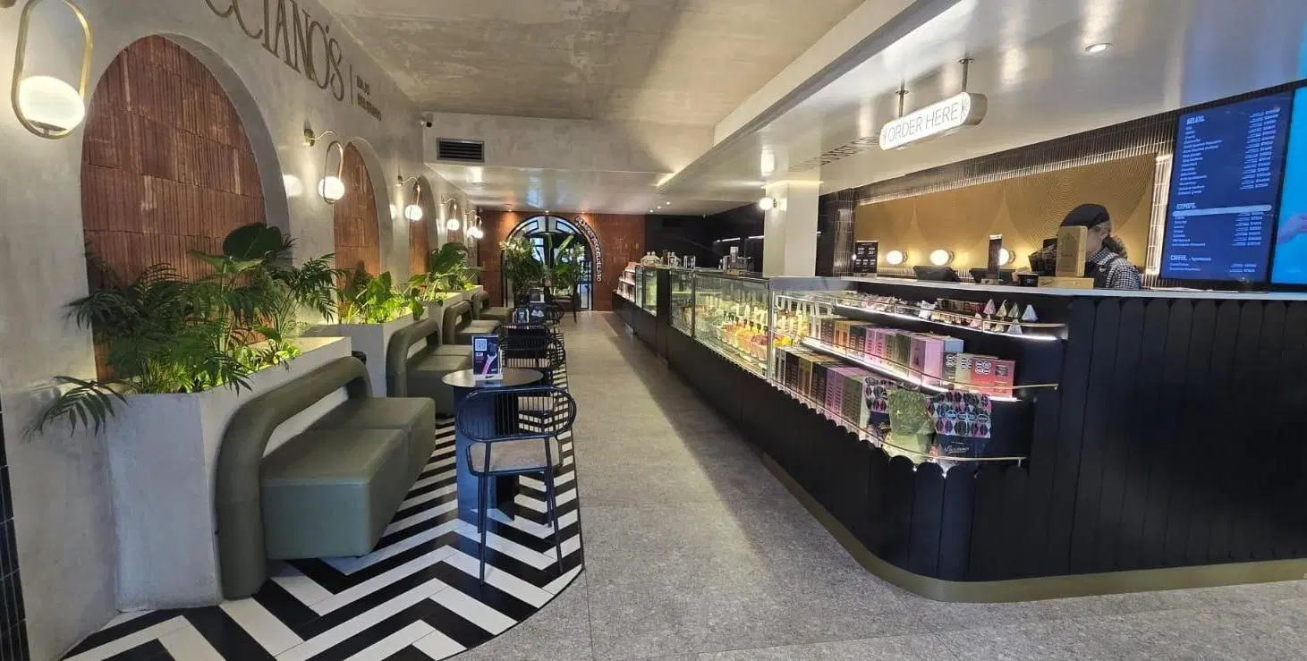 Basamento comercial en Castañeda y La Pampa 5