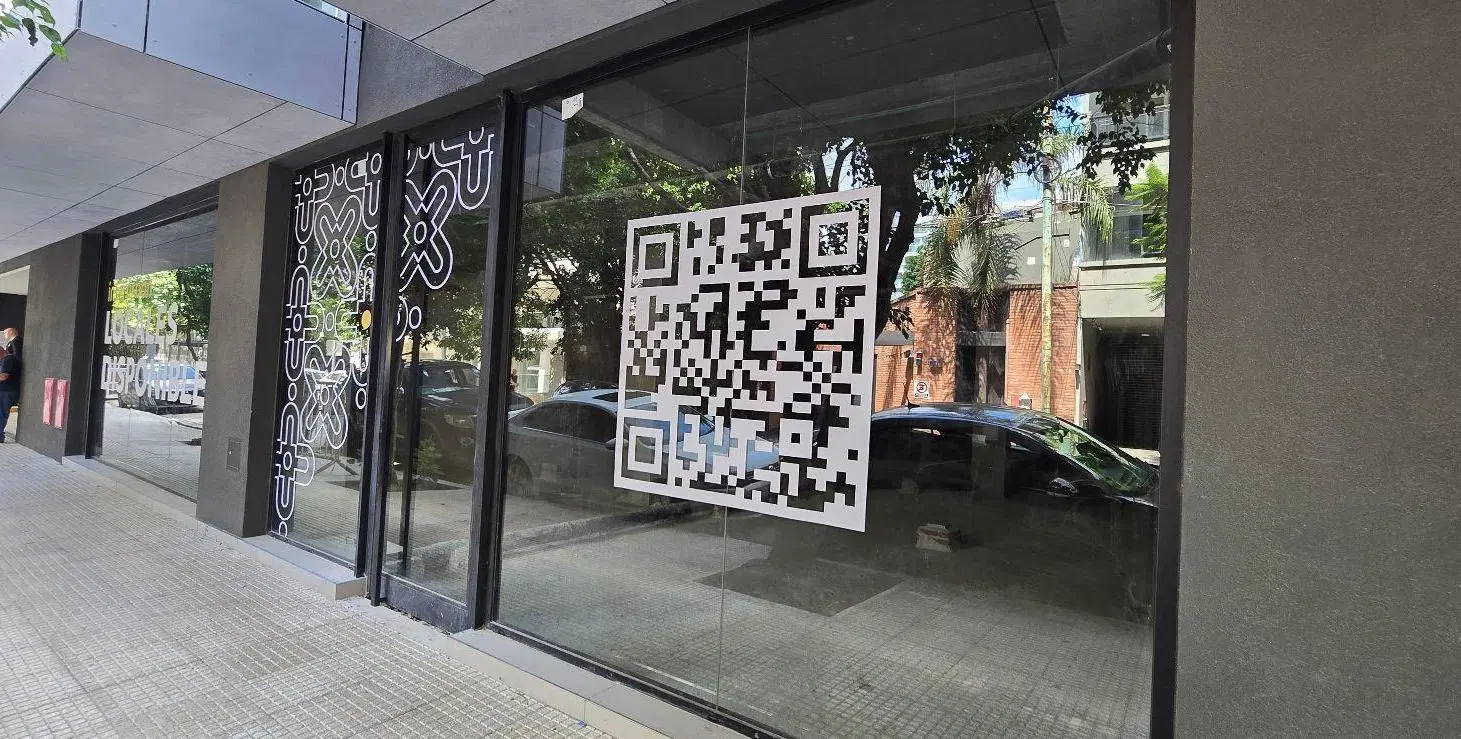 Basamento comercial en Castañeda y La Pampa 4