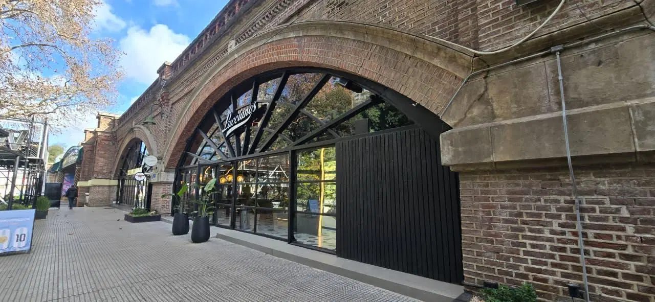 Local en Arcos de Buenos Aires con excelente expansion 3