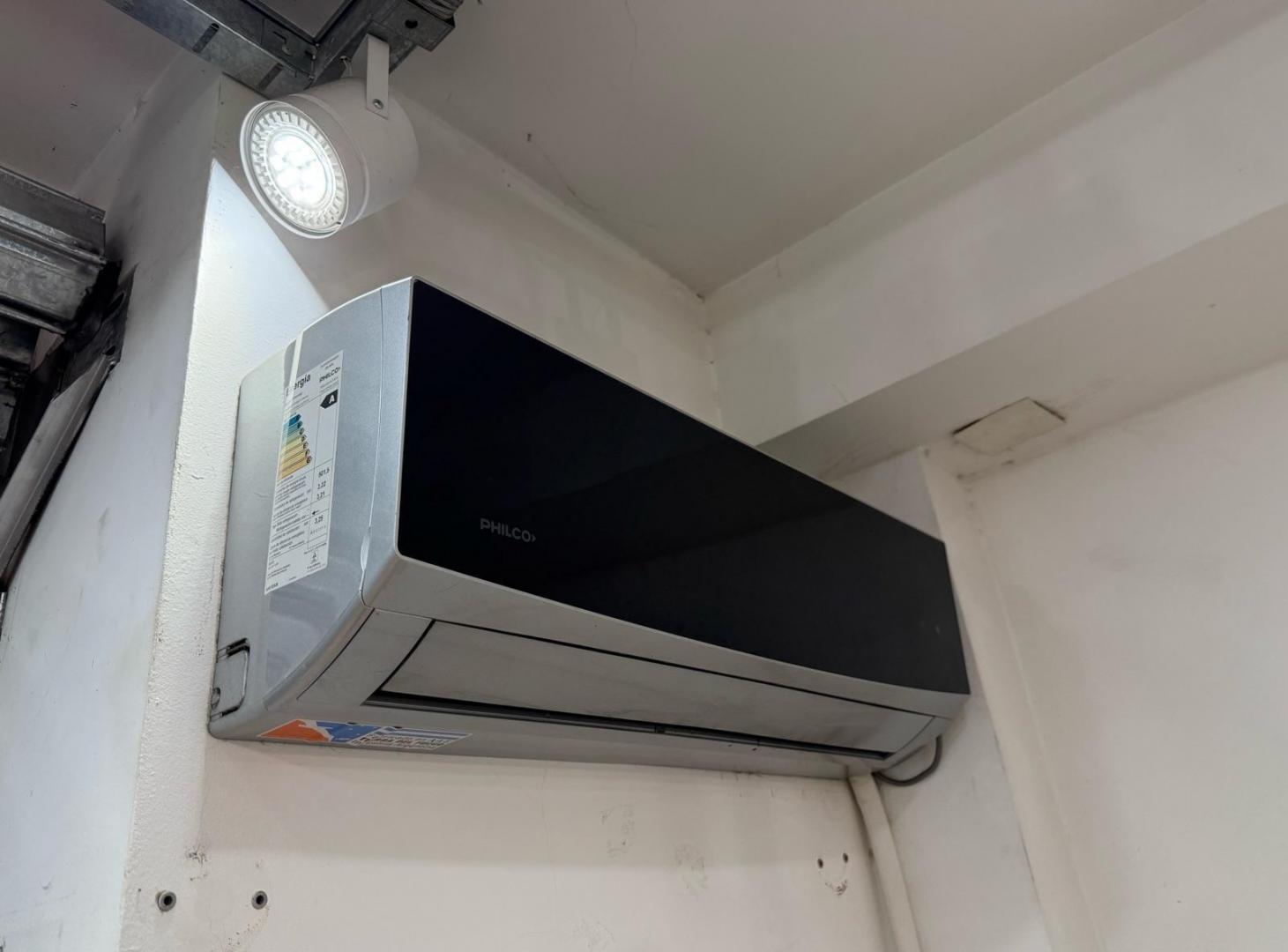 Foto de Local comercial en Avenida Triunvirato, imagen 4