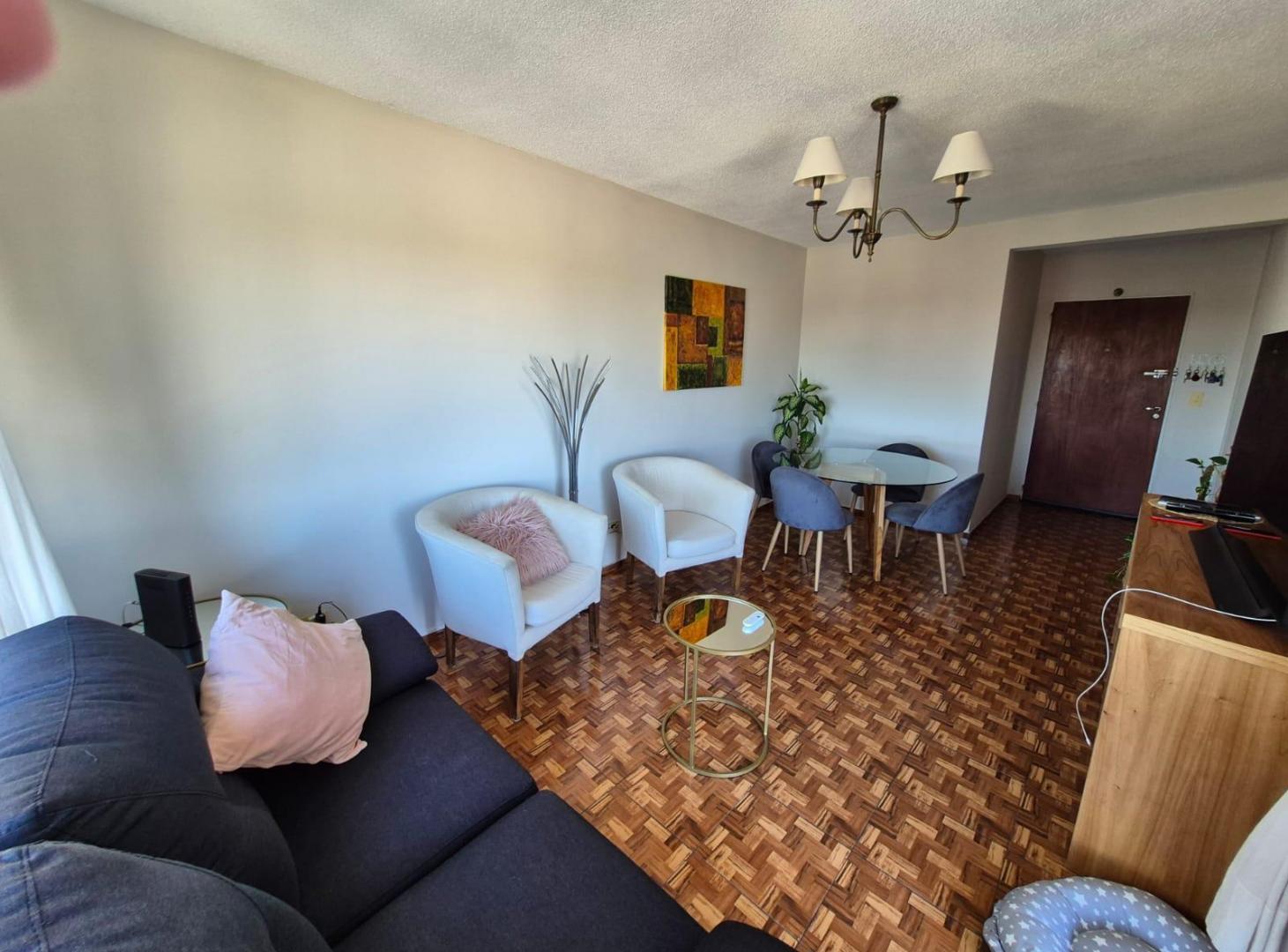 HERMOSO DEPTO. 3 AMBIENTES CON COCHERA EN ALQUILER - TIGRE CENTRO