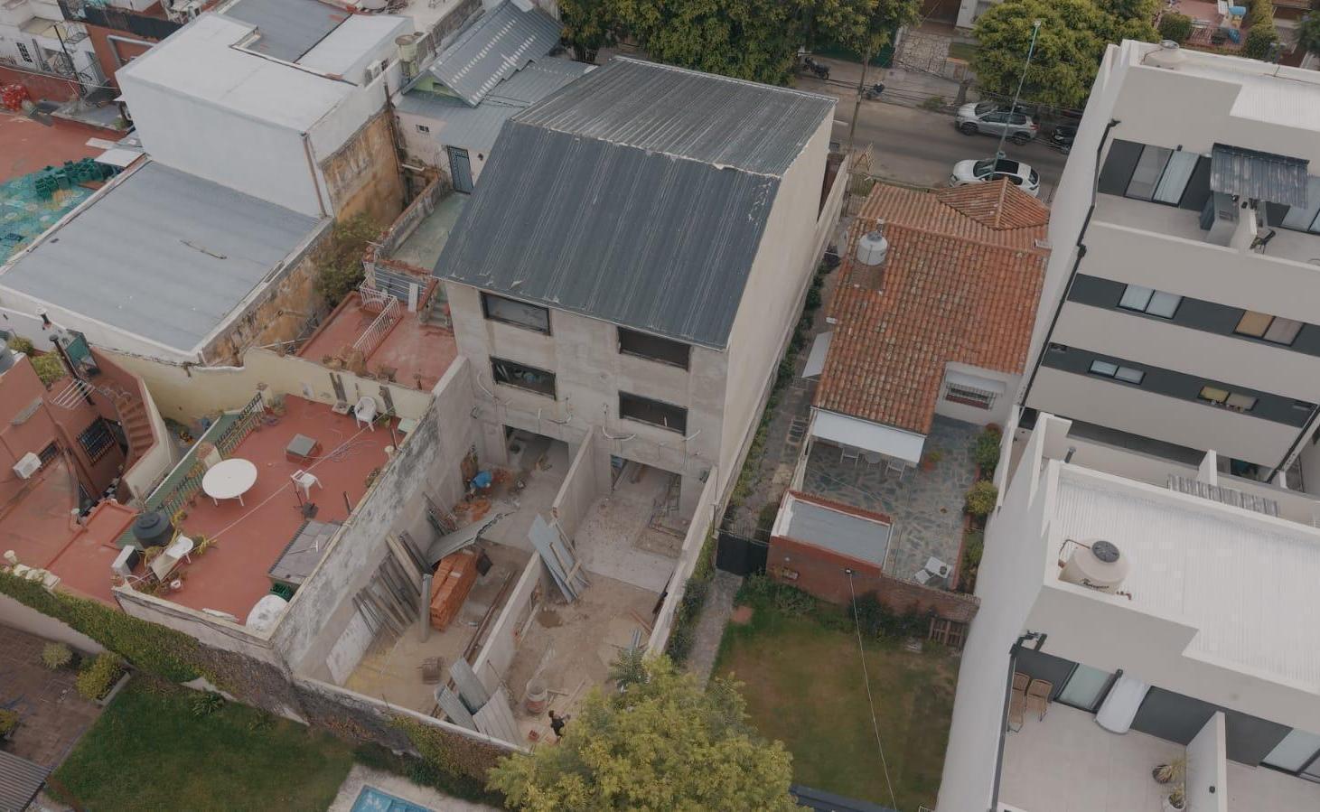 Exclusivas unidades en triplex de categoría a estrenar de 5 ambientes y 170 metros cubiertos.