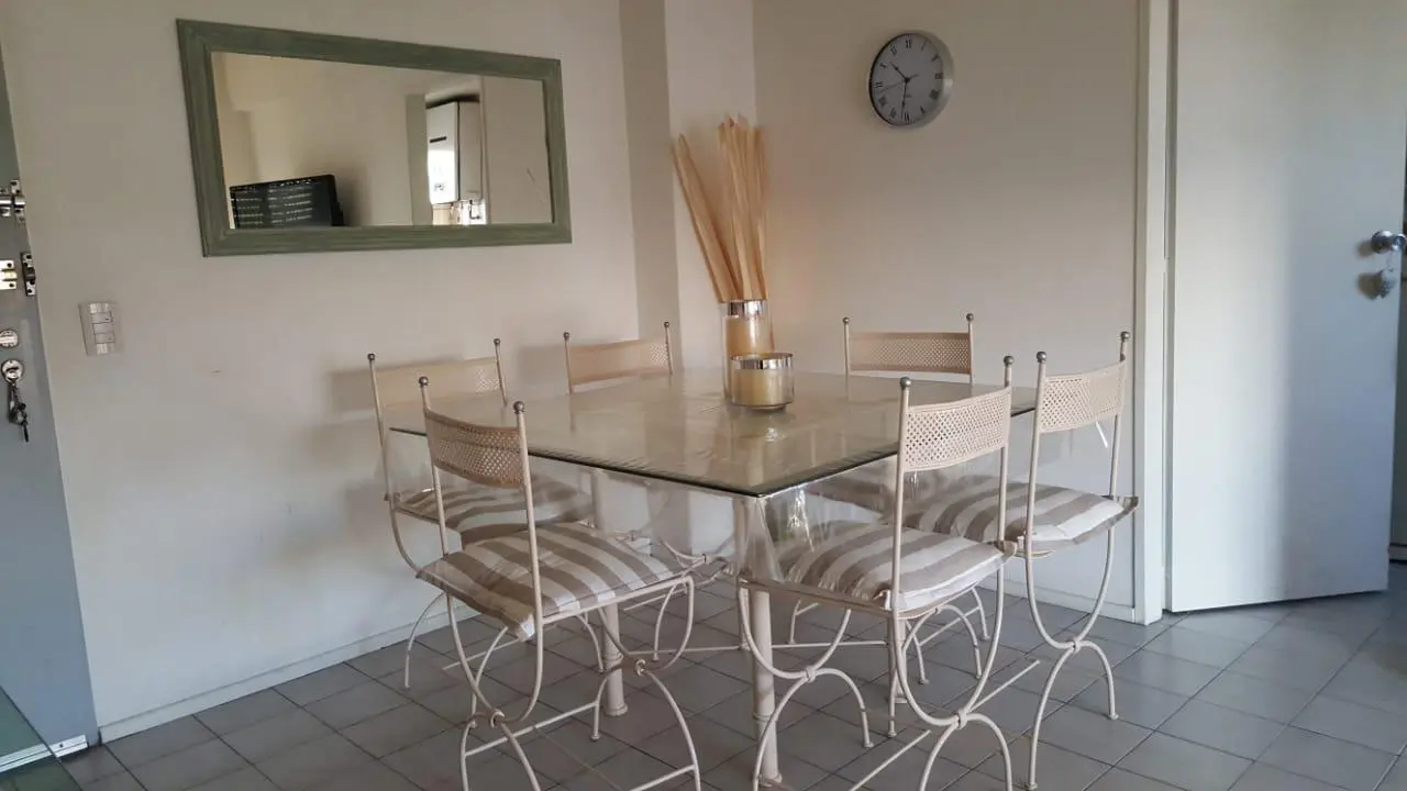 HERMOSO DEPARTAMENTO 2 AMBIENTES CON COCHERA CUBIERTA - SAN ISIDRO 5