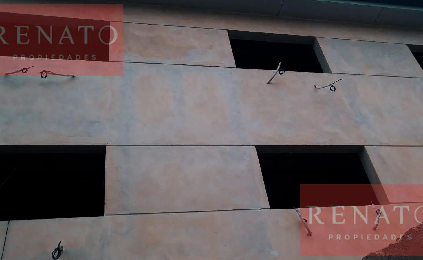 TRIPLEX DE CATEGORIA 3