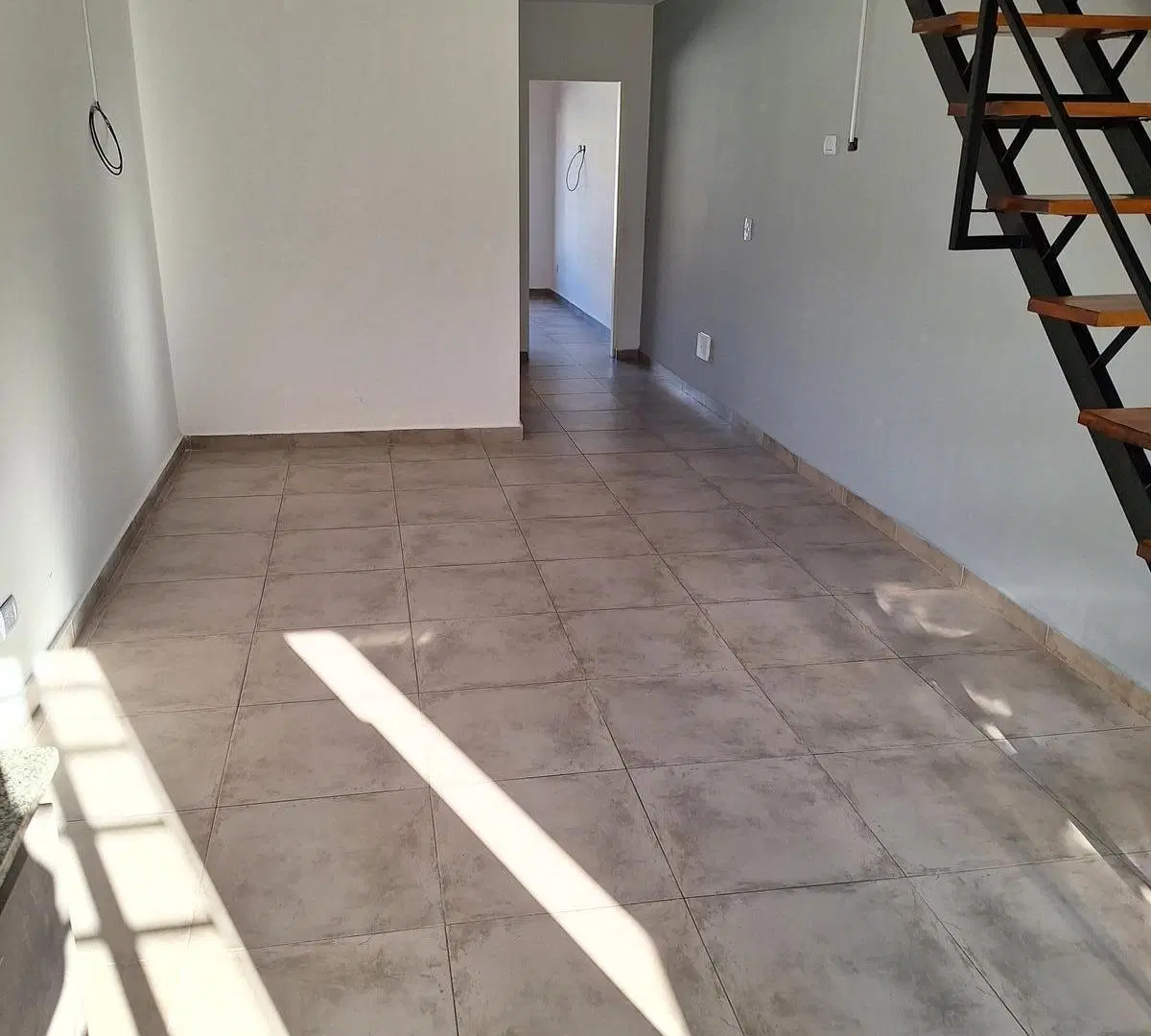HERMOSO DEPTO. 4 AMBIENTES EN DÚPLEX EN ALQUILER - MUNRO - VICENTE LÓPEZ 2