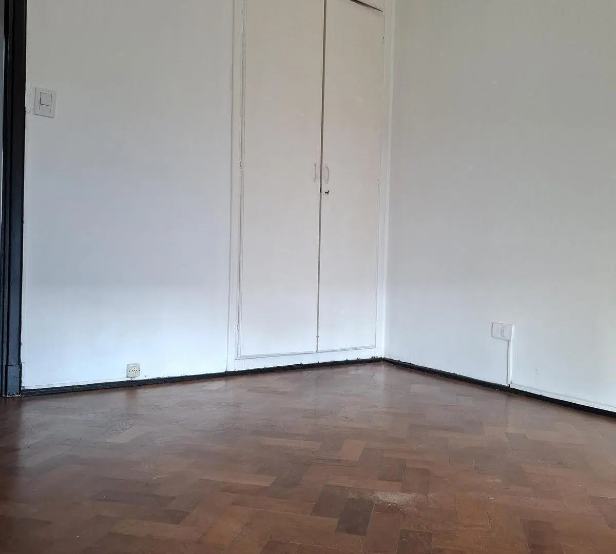 HERMOSO DEPTO. 3 AMBIENTES EN ALQUILER - LA LUCILA - VTE. LOPEZ 2