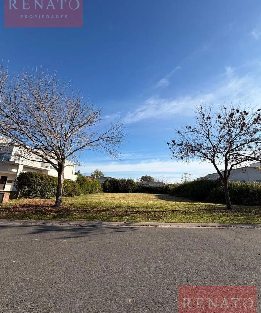 EXCELENTE LOTE EN VENTA DE 800 M² - UNICO POR SU CERCANIA AL INGRESO DEL BARRIO 5