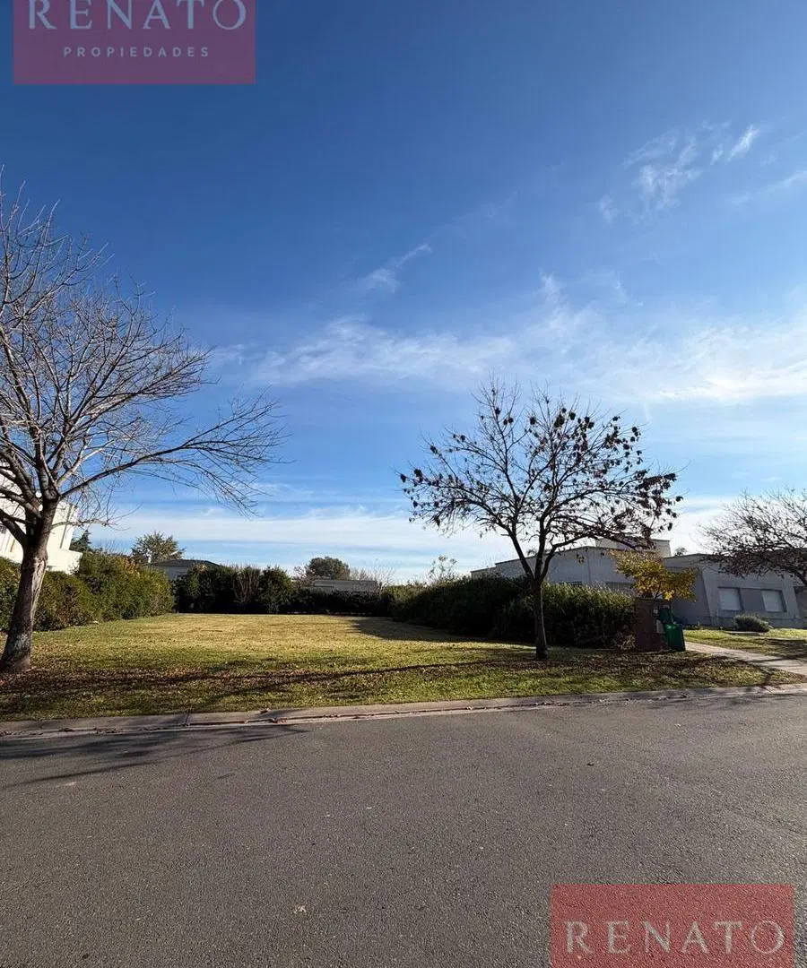 EXCELENTE LOTE EN VENTA DE 800 M² - UNICO POR SU CERCANIA AL INGRESO DEL BARRIO 3