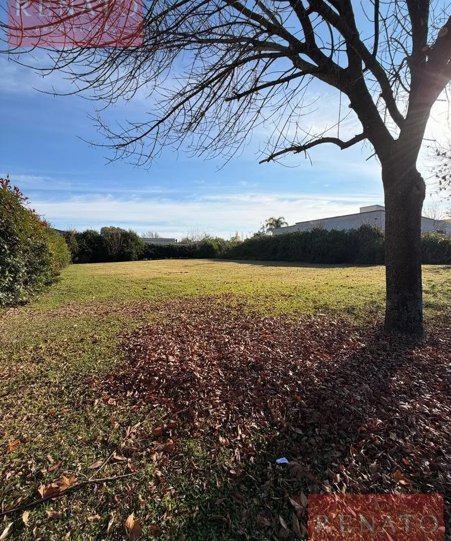 EXCELENTE LOTE EN VENTA DE 800 M² - UNICO POR SU CERCANIA AL INGRESO DEL BARRIO 4