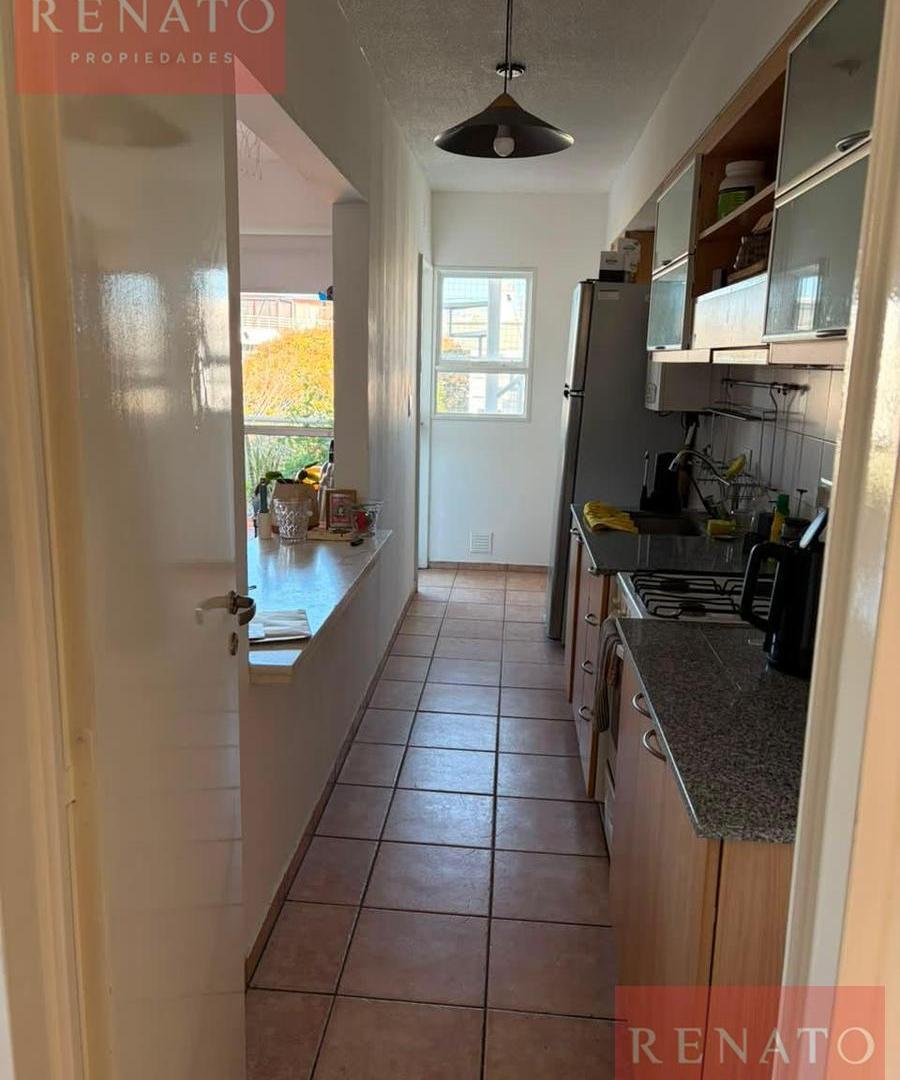 Foto de HERMOSO DEPTO. 3 AMBIENTES CON COCHERA Y TERRAZA PROPIA EN TALAR DE, imagen 2