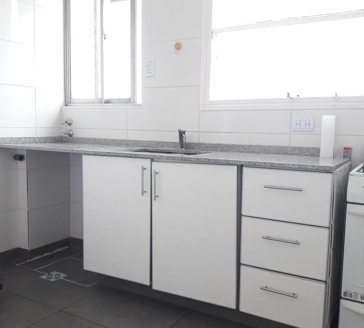 HERMOSO Y AMPLIO DEPTO. 2 AMBIENTES EN ALQUILER - RECOLETA 8
