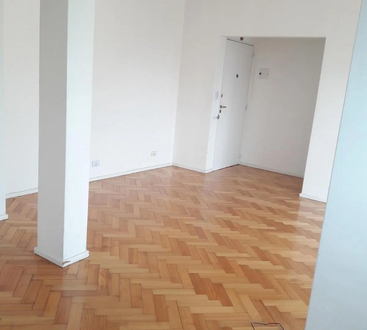 HERMOSO Y AMPLIO DEPTO. 2 AMBIENTES EN ALQUILER - RECOLETA 3