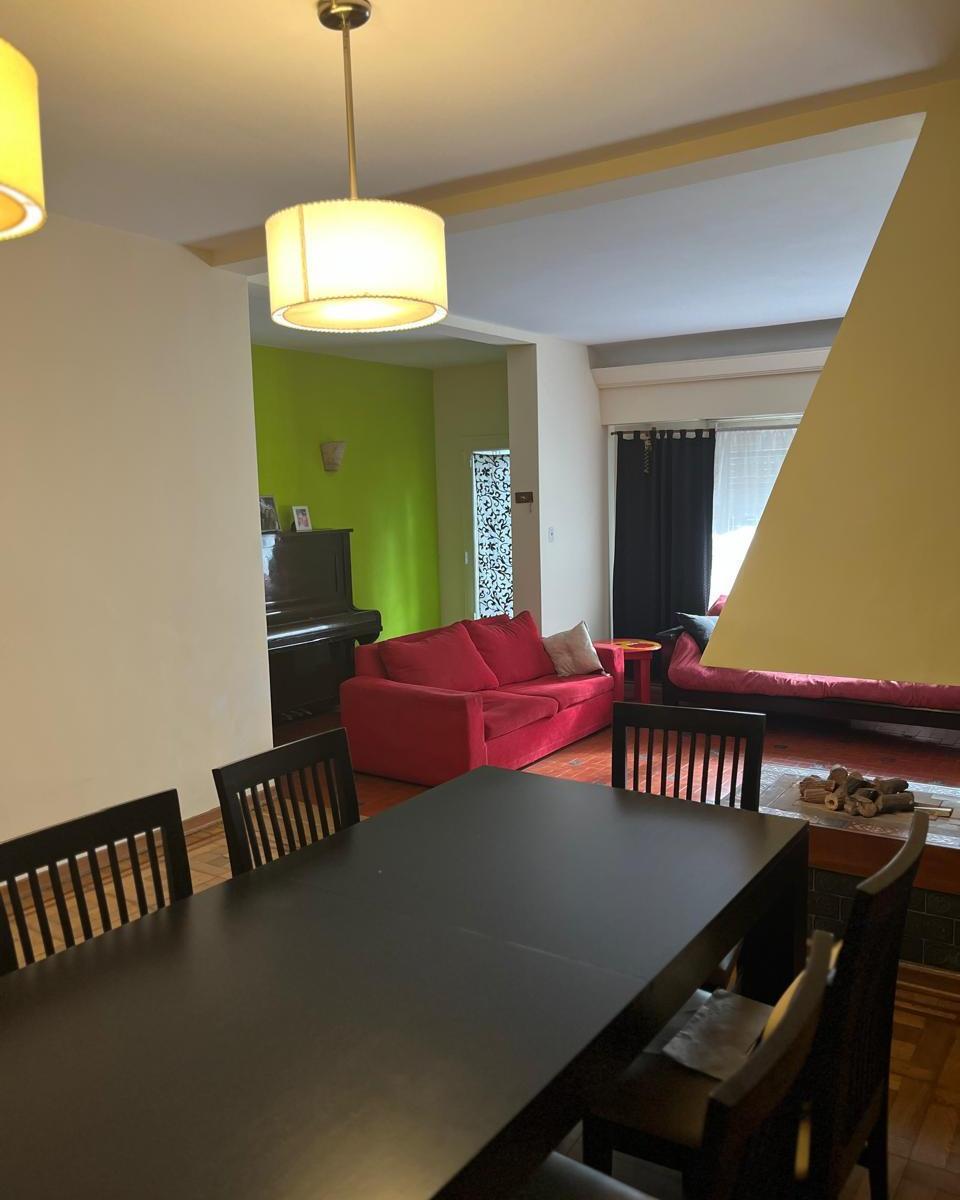 Venta Casa 6 Ambientes Gran Fondo Patio Jardín Cochera Ideal Para Ampliación 4