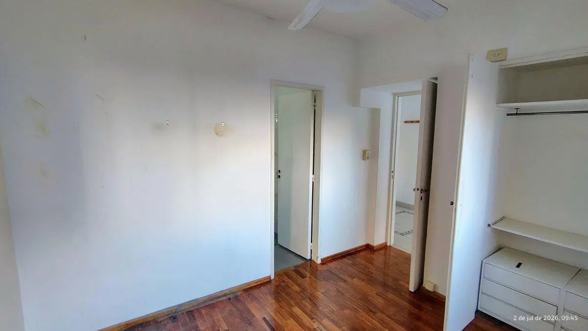Departamento de 2 amb al frente con balcón 5