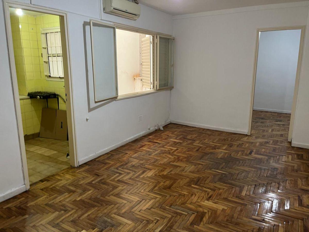 Foto de Depto de 2 Apto Profesional, muy buena ubicación, imagen 1
