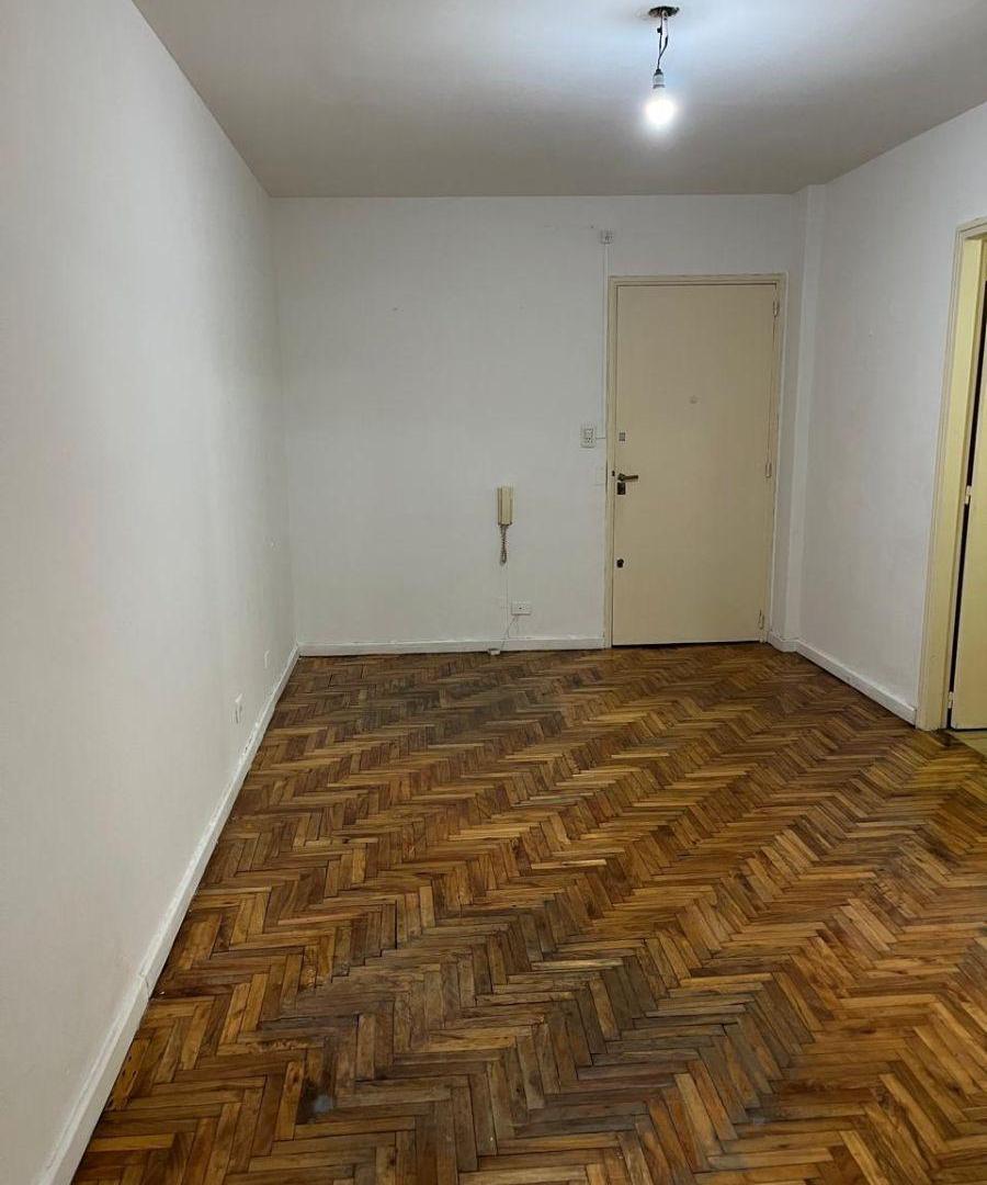 Foto de Depto de 2 Apto Profesional, muy buena ubicación, imagen 2