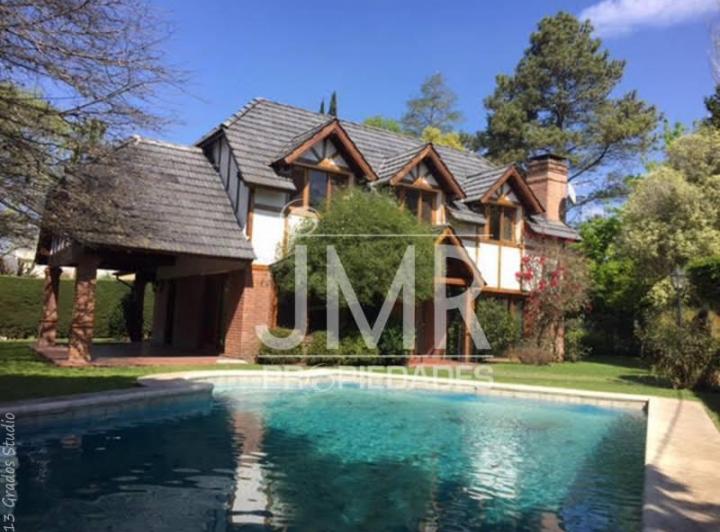 JMR Propiedades | Alquiler Country Club Mapuche | Impecable Casa en Alquiler 1