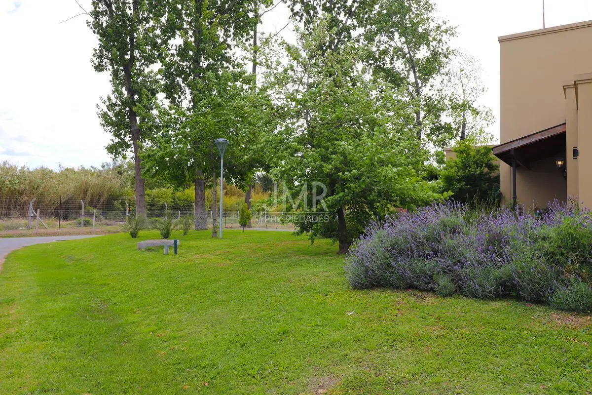 JMR Propiedades | Barrio El Aljibe | Lote en Venta 261 m2 5