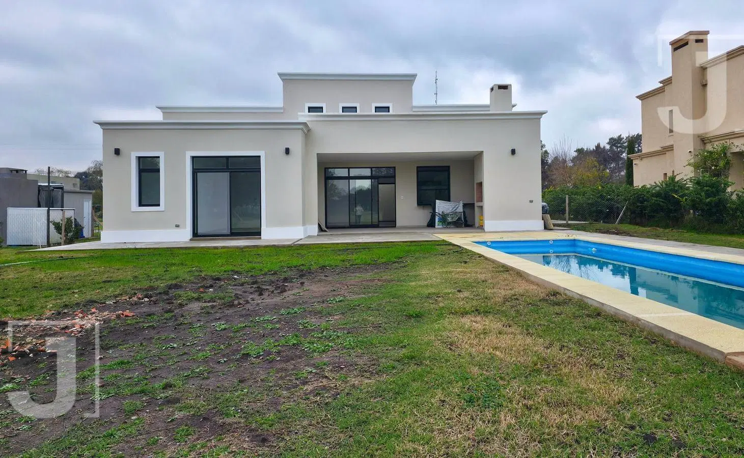 Casa en Venta | Medal Country Club | 4 Dormitorios | Pileta | Vista al Golf | A Estrena 4