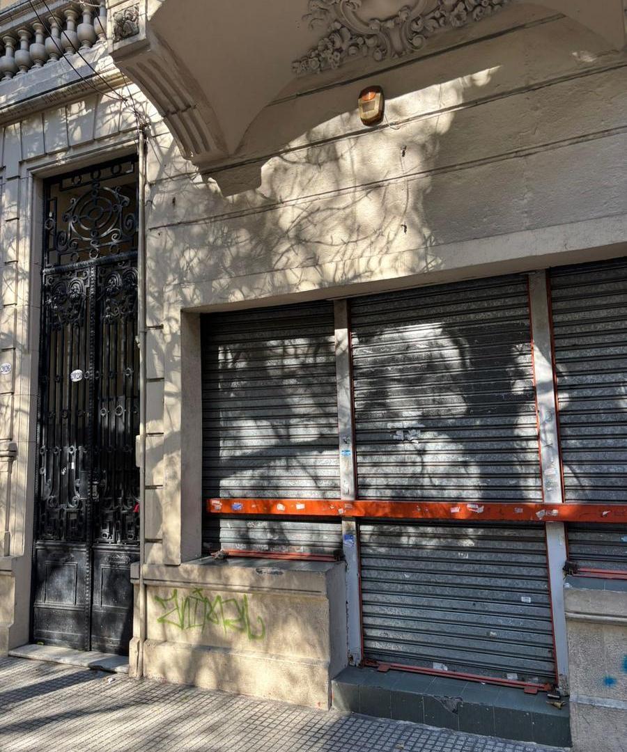 Venta LOCAL CON VIVIENDA TIPO PH - Balvanera