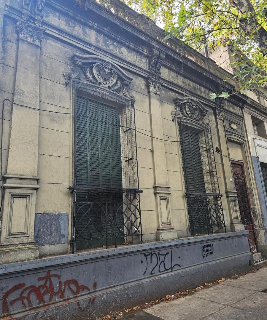 LOTE en ALMAGRO PB 3 PISOS 1 RETIRO