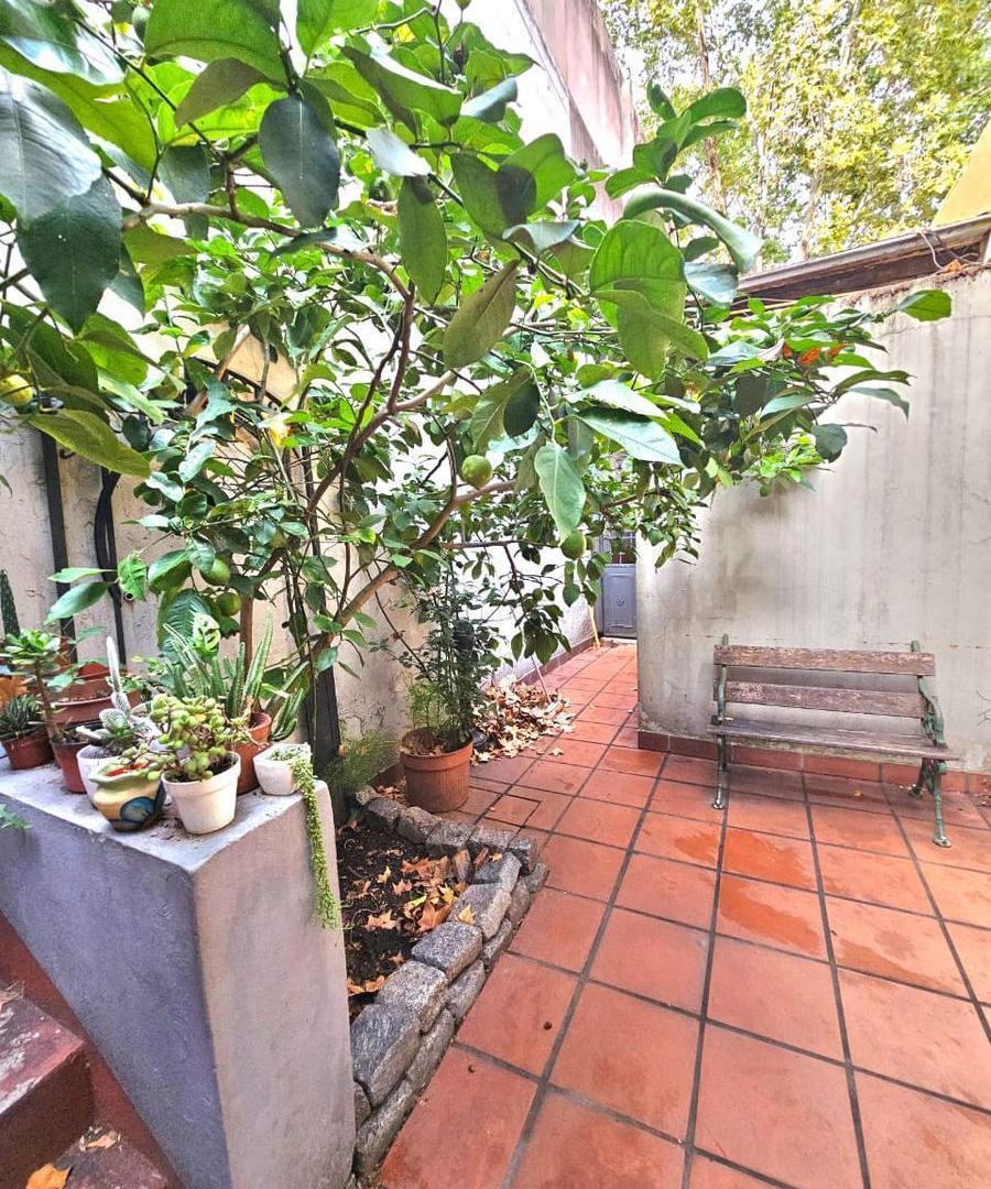 LOTE en ALMAGRO PB 3 PISOS 1 RETIRO