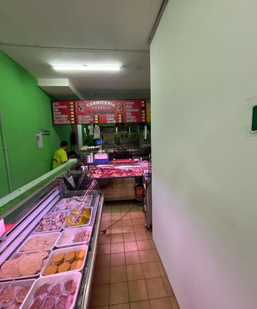 Venta Local en CONGRESO - SIN EXPENSAS - APTO GASTRONOMIA
