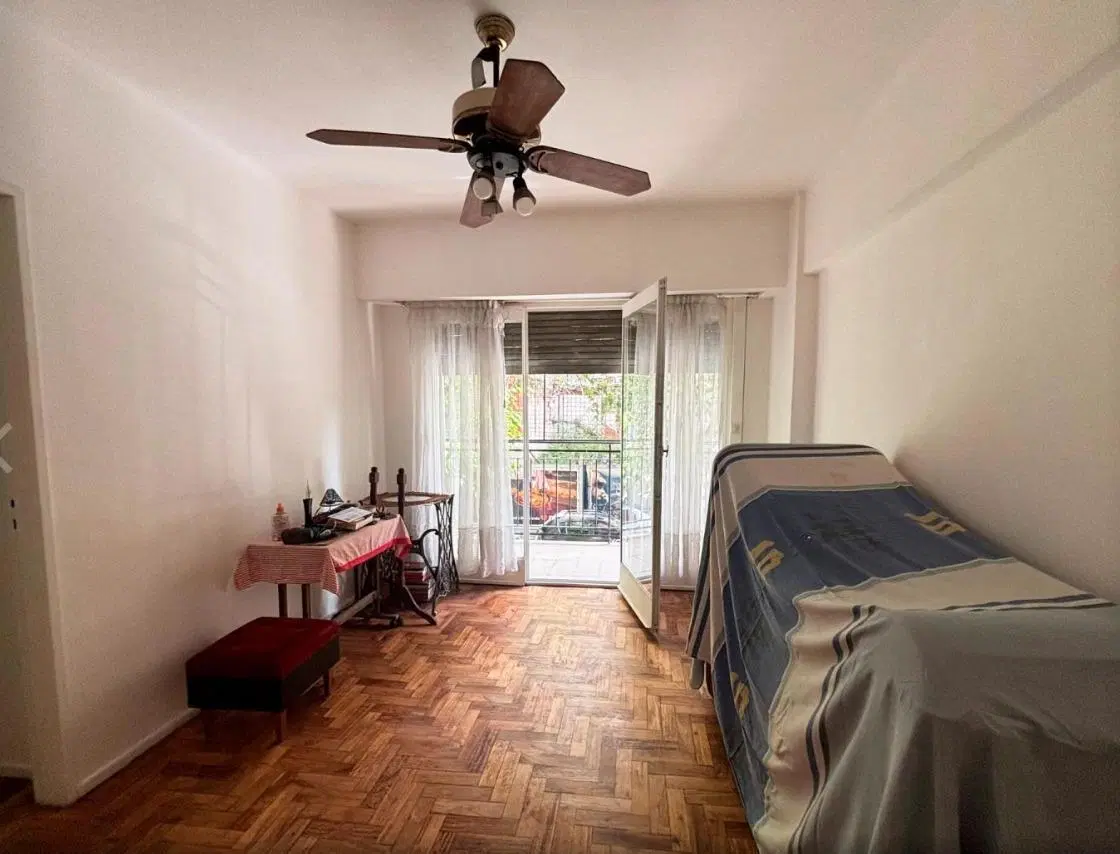 Departamento 2 ambientes balcon frente luz y sol 2