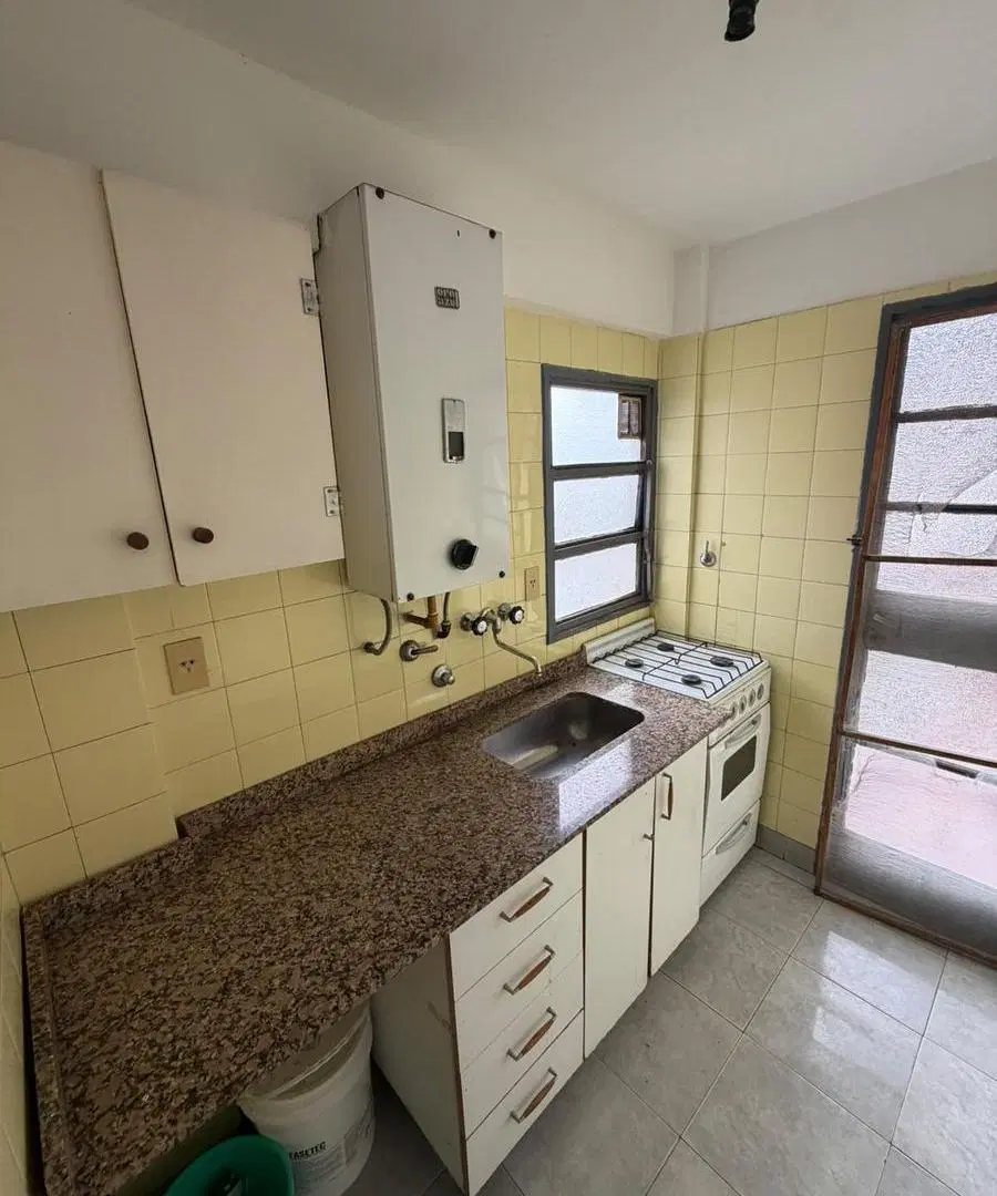 Departamento en Balvanera 8