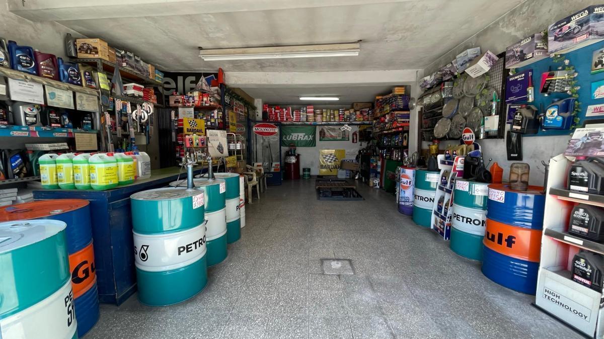 Foto de LOTE PROPIO CON LOCAL Y MULTIPLES POSIBILIDADES DE AMPLIAR!!, imagen 2