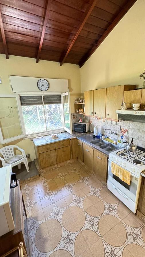 CASA 3 AMB EN VENTA EN BANFIELD