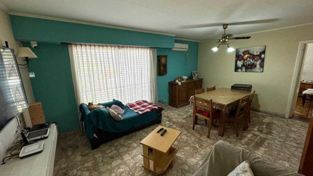 VIVIENDA 3 AMB. + DEPTO EN PLENO CENTRO DE LANÚS